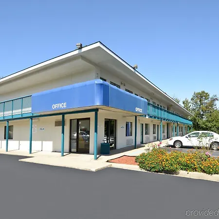 Americas Best Value Inn Battle Creek-3